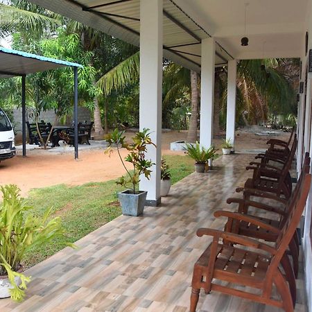 Wilpattu Lakwin Guest Hotel Pahala Maragahawewa Ngoại thất bức ảnh